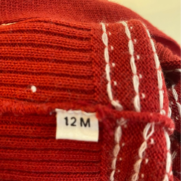 Baby Unbranded Red Knitted Overalls 12M - Picture 4 of 5